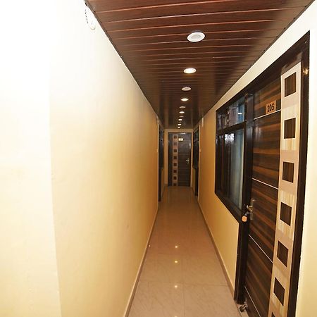 Oyo Flagship 8594 Golden Nest Hotel Nainital Luaran gambar