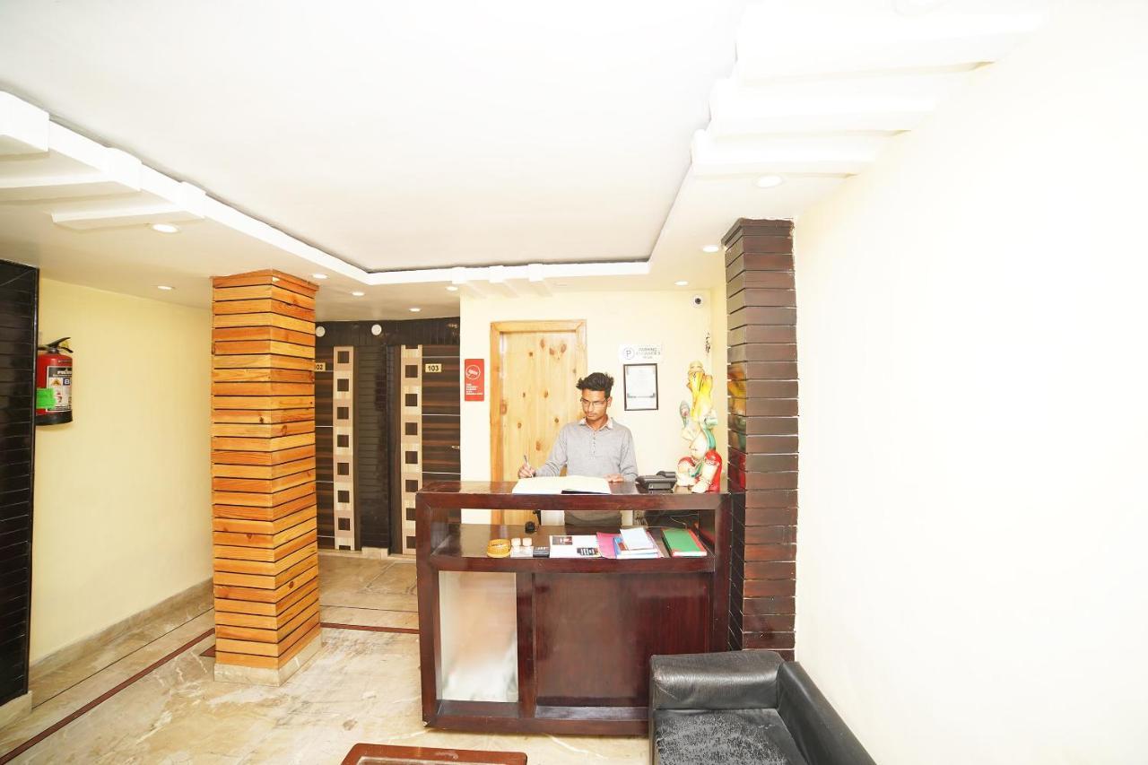 Oyo Flagship 8594 Golden Nest Hotel Nainital Luaran gambar