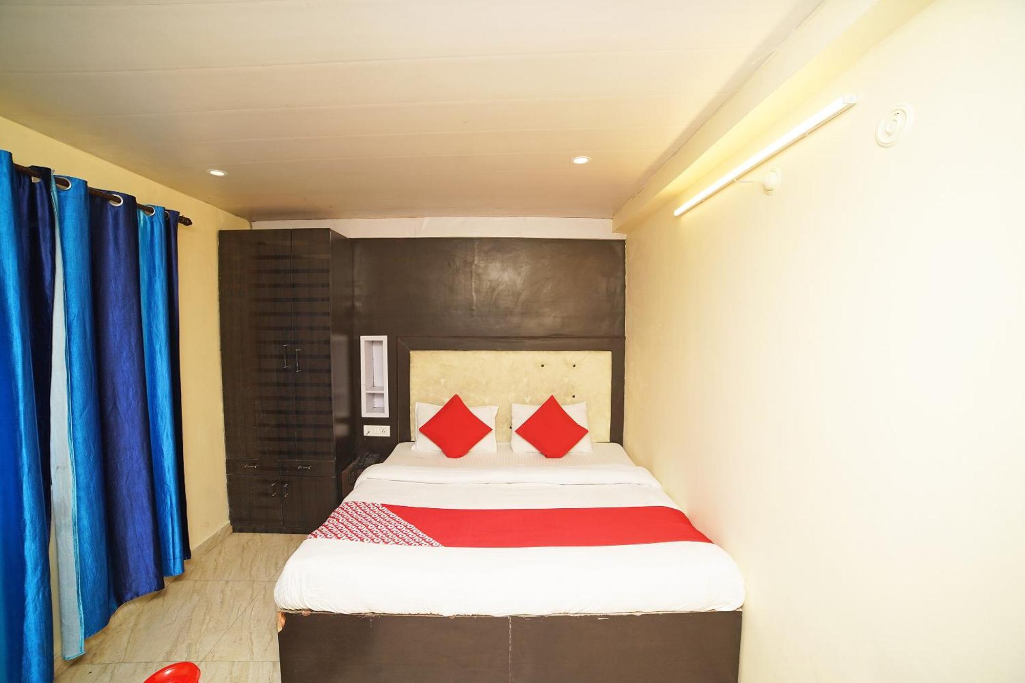 Oyo Flagship 8594 Golden Nest Hotel Nainital Luaran gambar