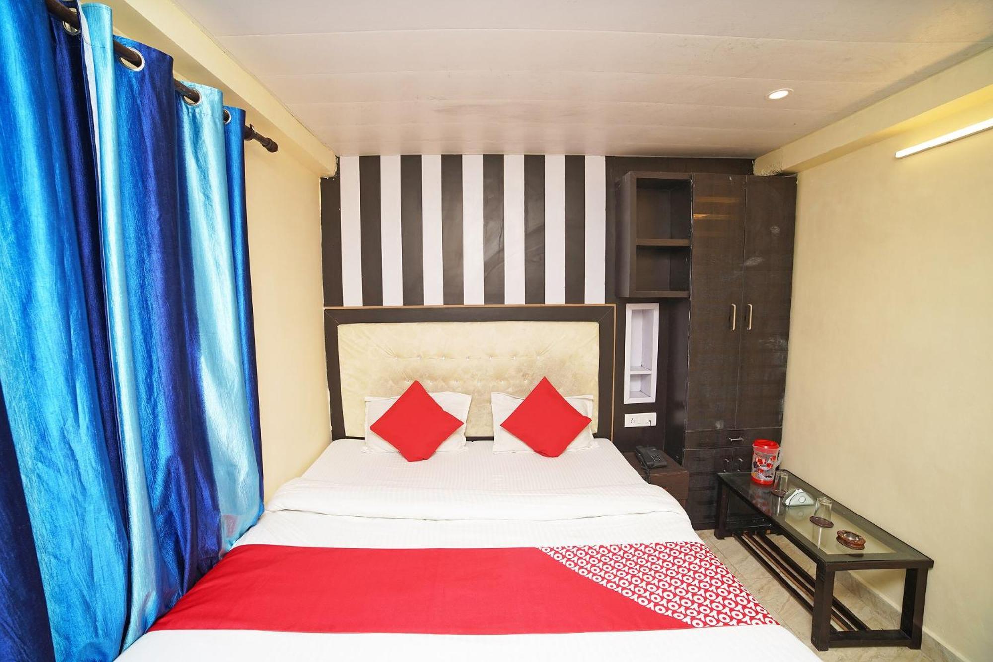 Oyo Flagship 8594 Golden Nest Hotel Nainital Luaran gambar