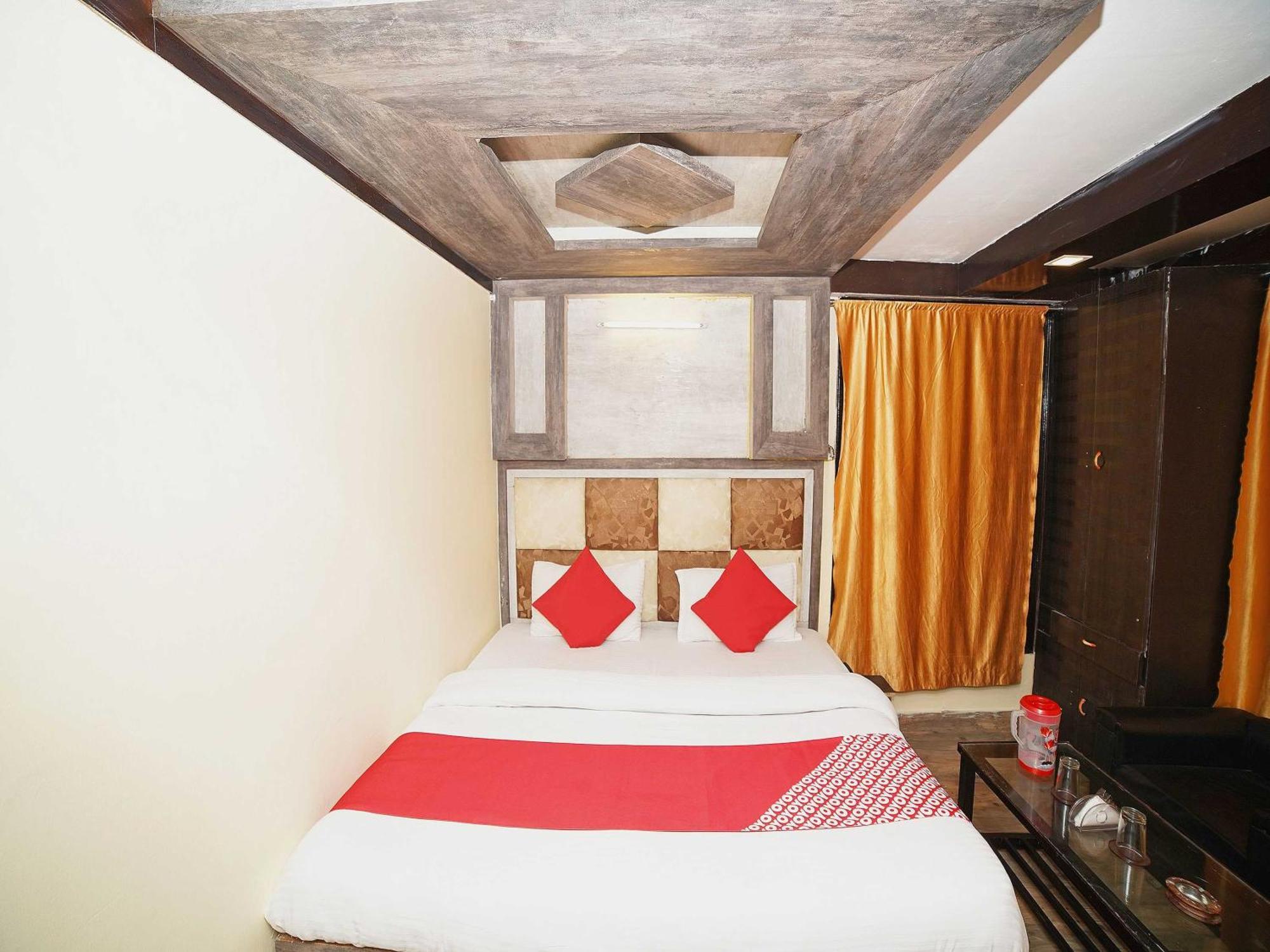 Oyo Flagship 8594 Golden Nest Hotel Nainital Luaran gambar