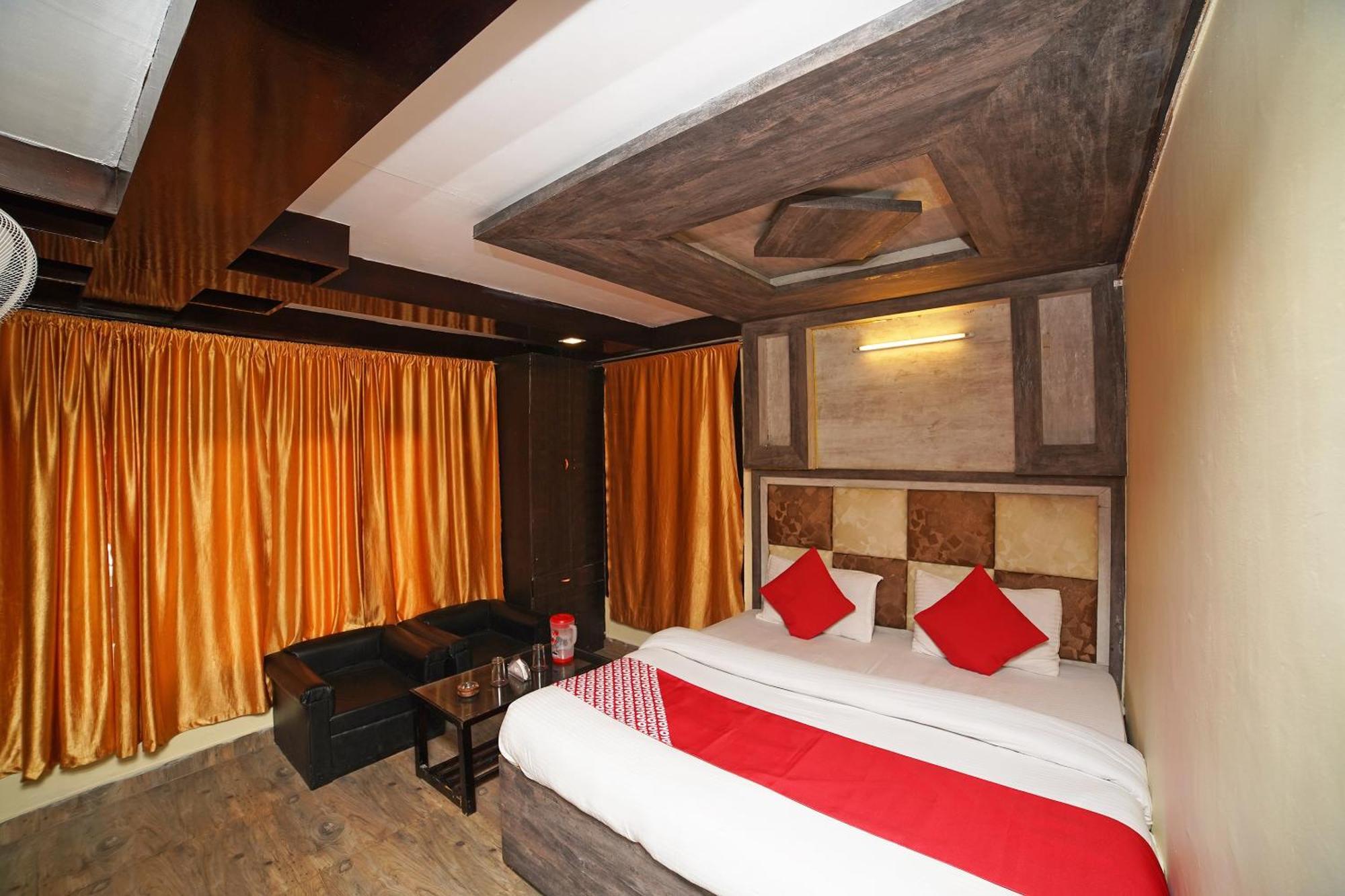 Oyo Flagship 8594 Golden Nest Hotel Nainital Luaran gambar
