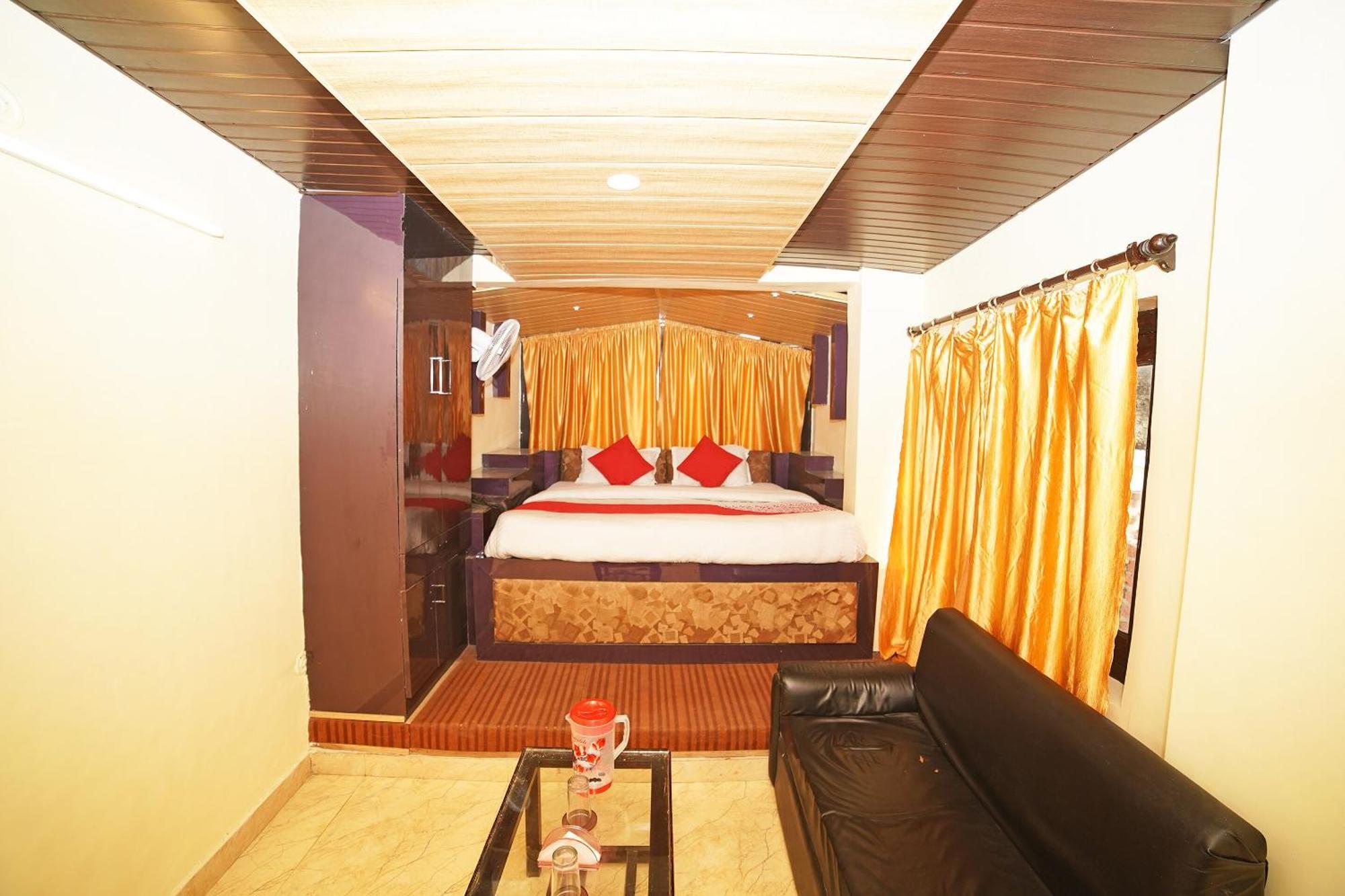 Oyo Flagship 8594 Golden Nest Hotel Nainital Luaran gambar
